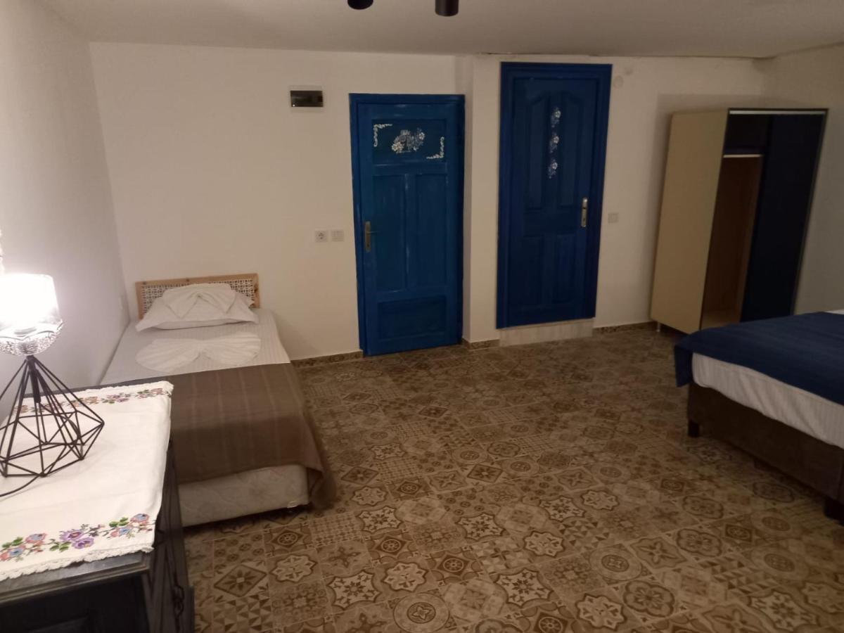Apelles Butik Otel Сеферихисар Екстериор снимка