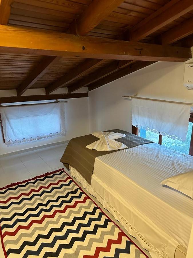 Apelles Butik Otel Сеферихисар Екстериор снимка